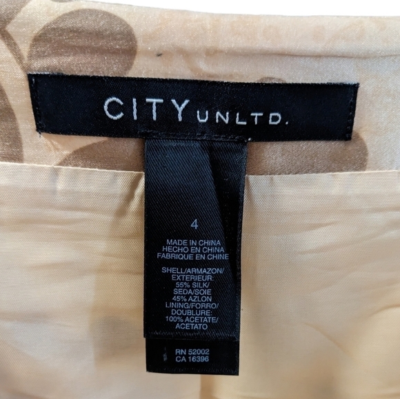 Women's skirt size 4. Beautiful gold and burgundy with burgundy trim. Silk blend - Picture 5 of 6